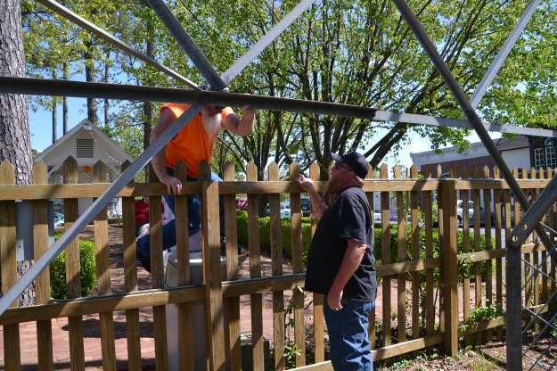Once over the fence I could take pictures of the guys climbing over.